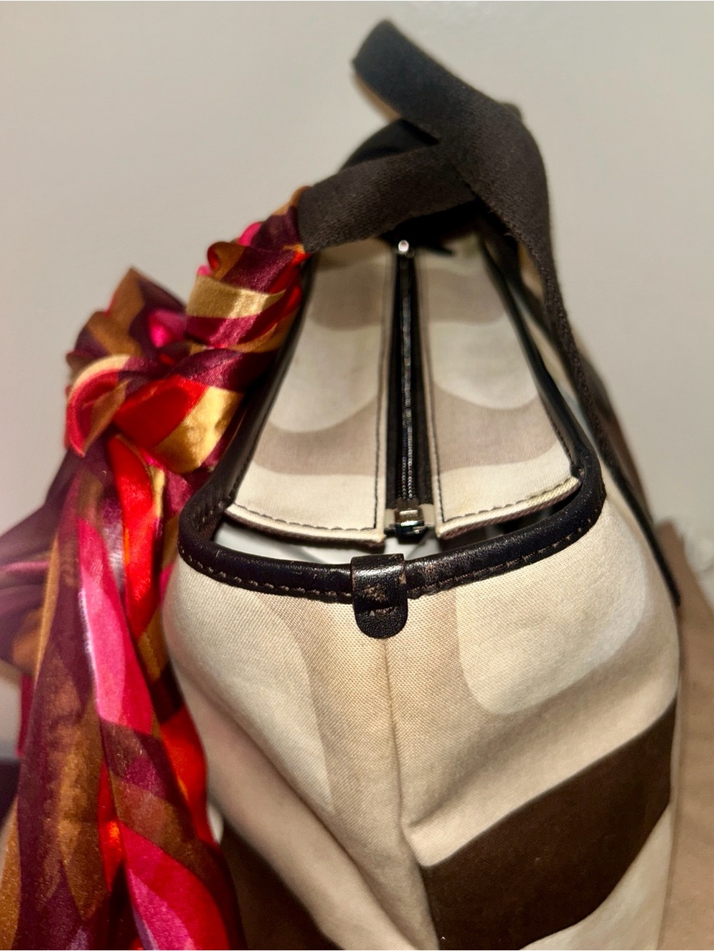 Bally "Busy B"Vintage Canvas Tote Bag - Picture 7 of 12